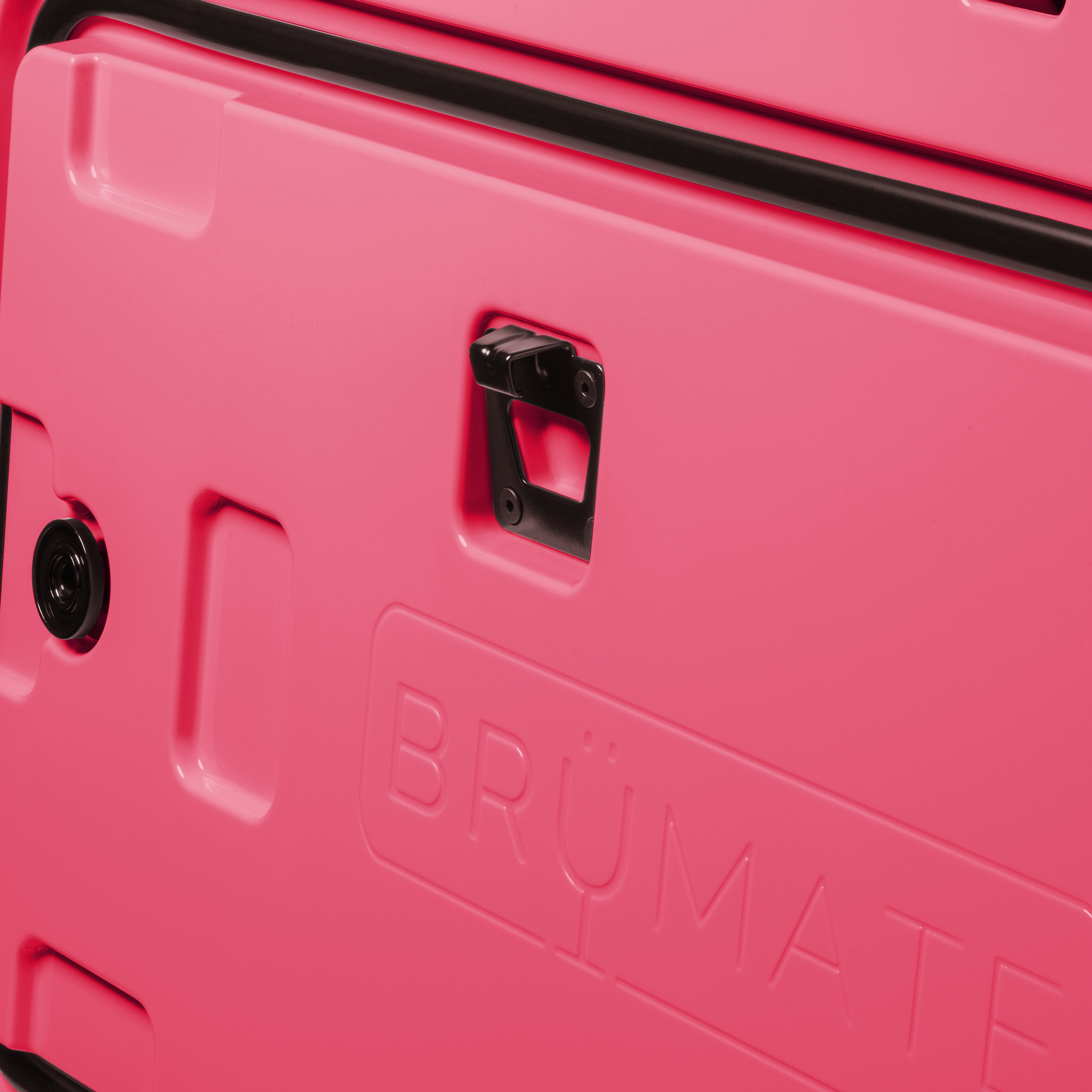 brutank-y9 brutank-55qt-neonpink-bottle-opener.png